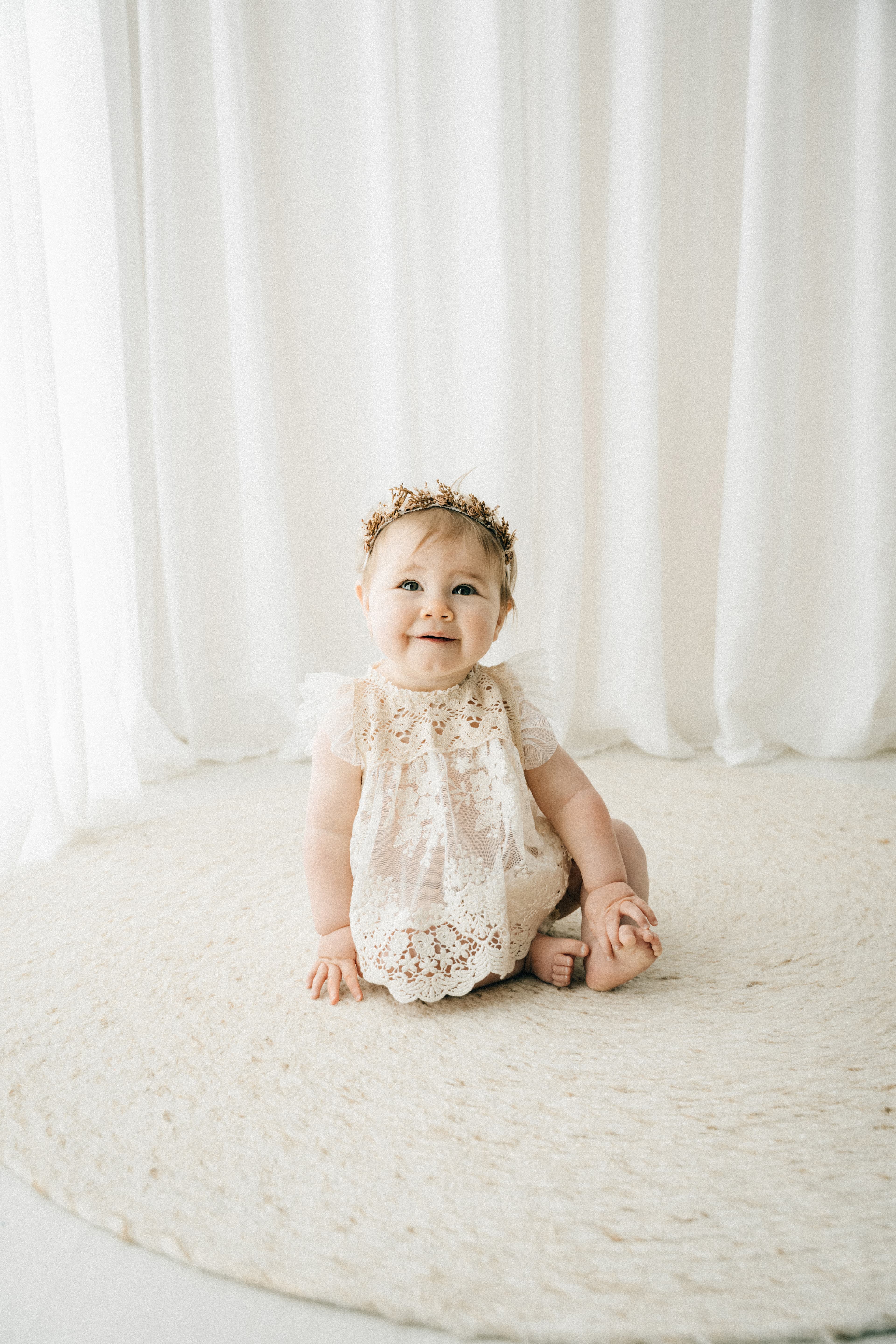Sitter Session photography by Tina Hevingham — image 19