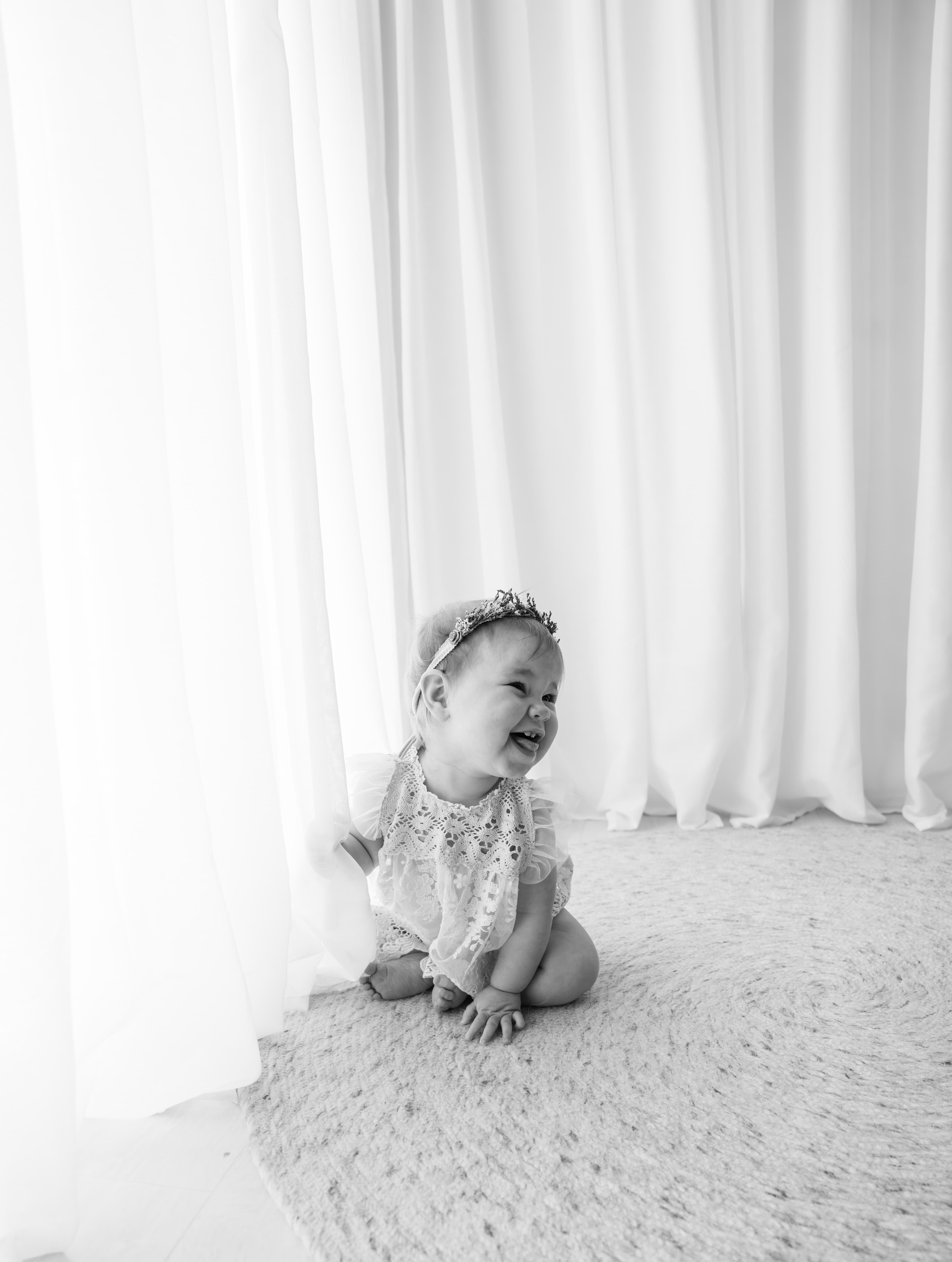 Sitter Session photography by Tina Hevingham — image 21