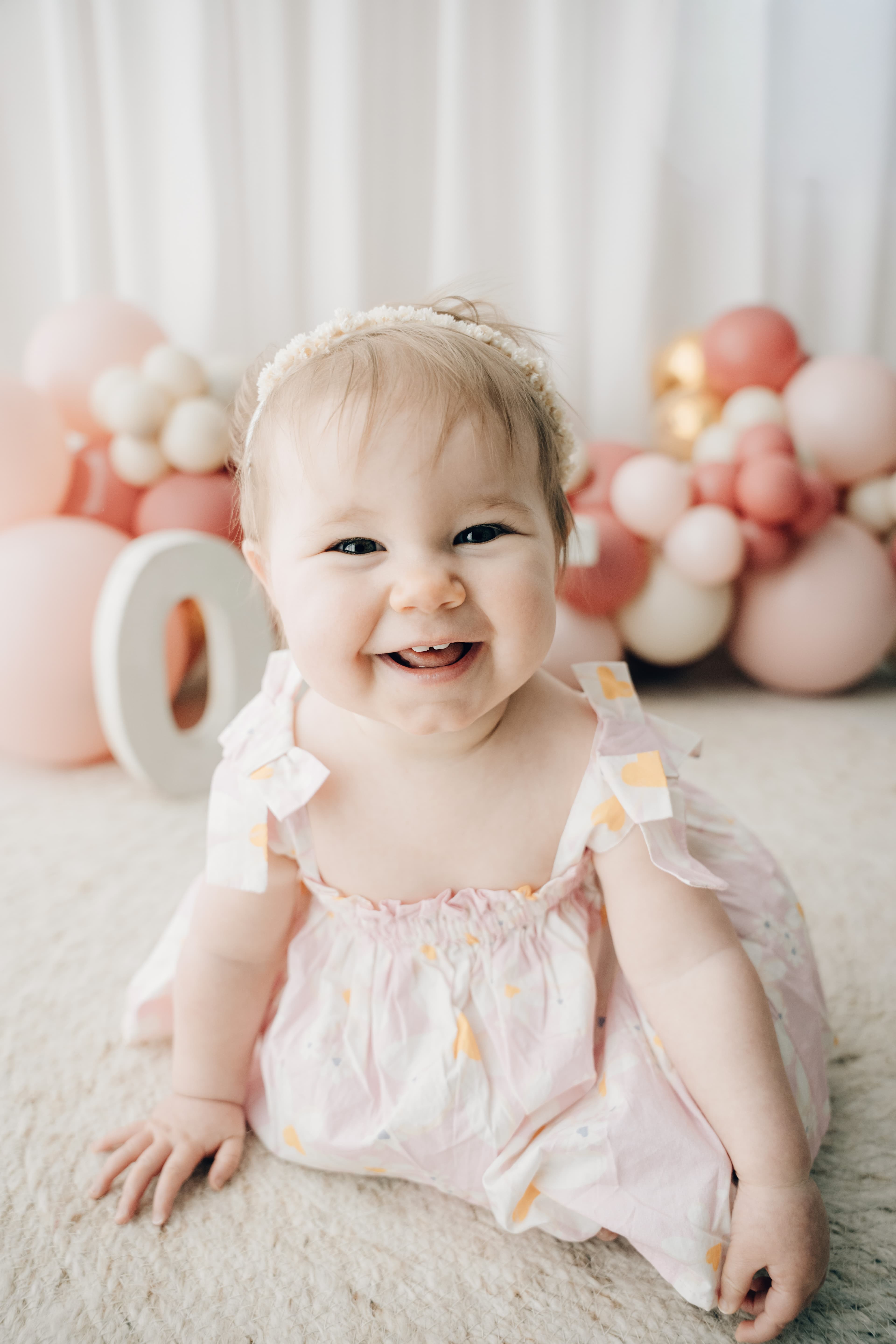 Sitter Session photography by Tina Hevingham — image 5