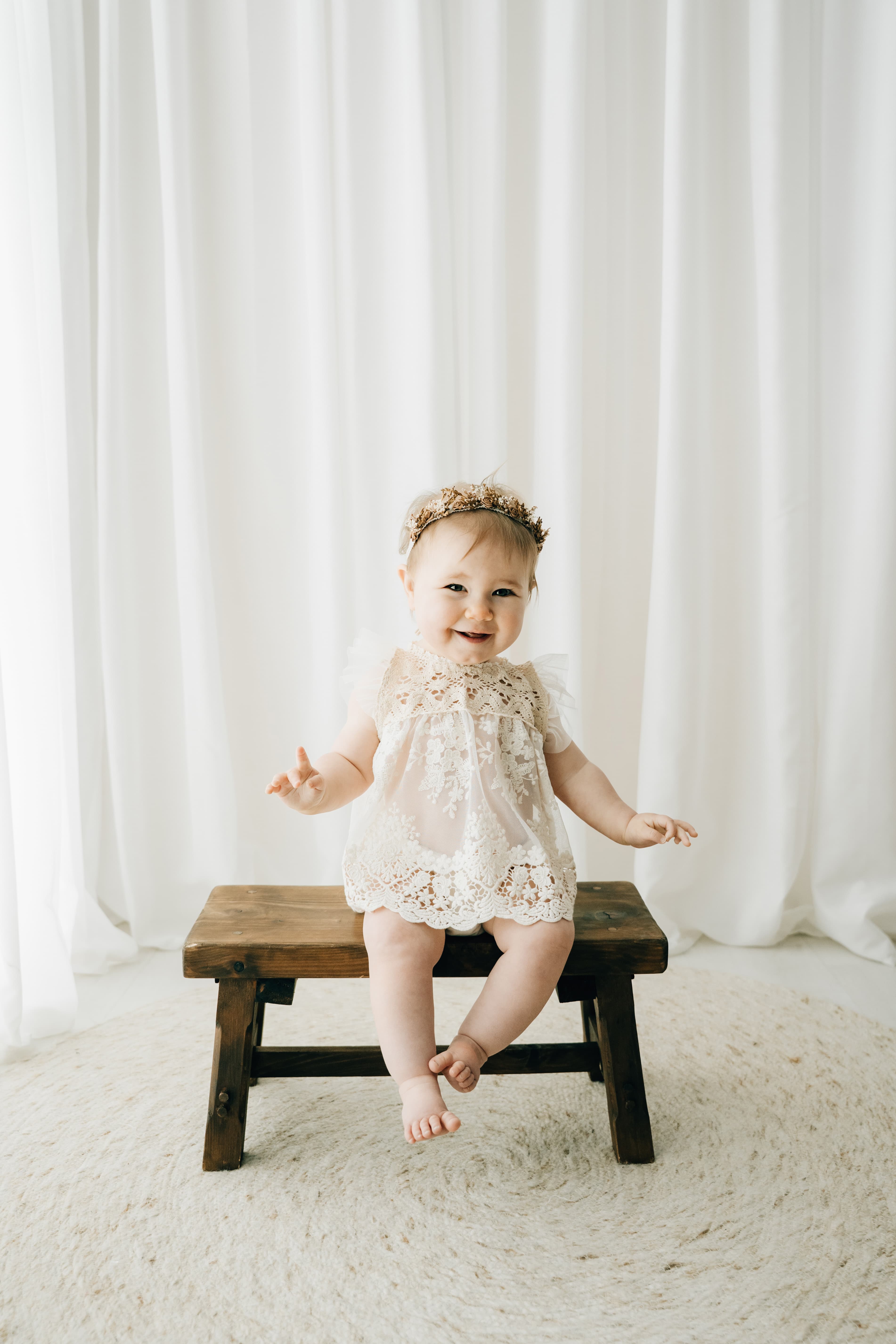 Sitter Session photography by Tina Hevingham — image 17
