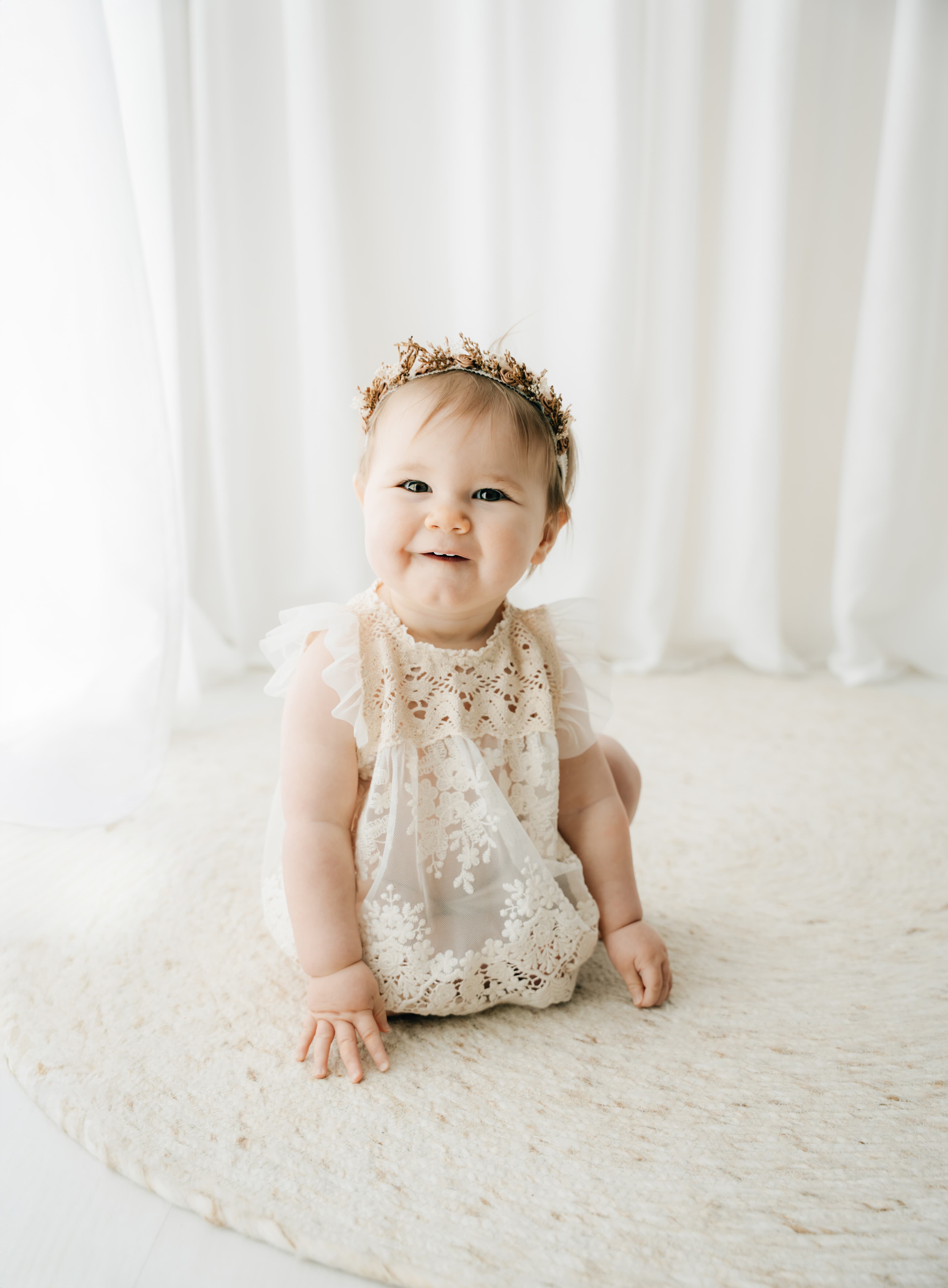 Sitter Session photography by Tina Hevingham — image 15