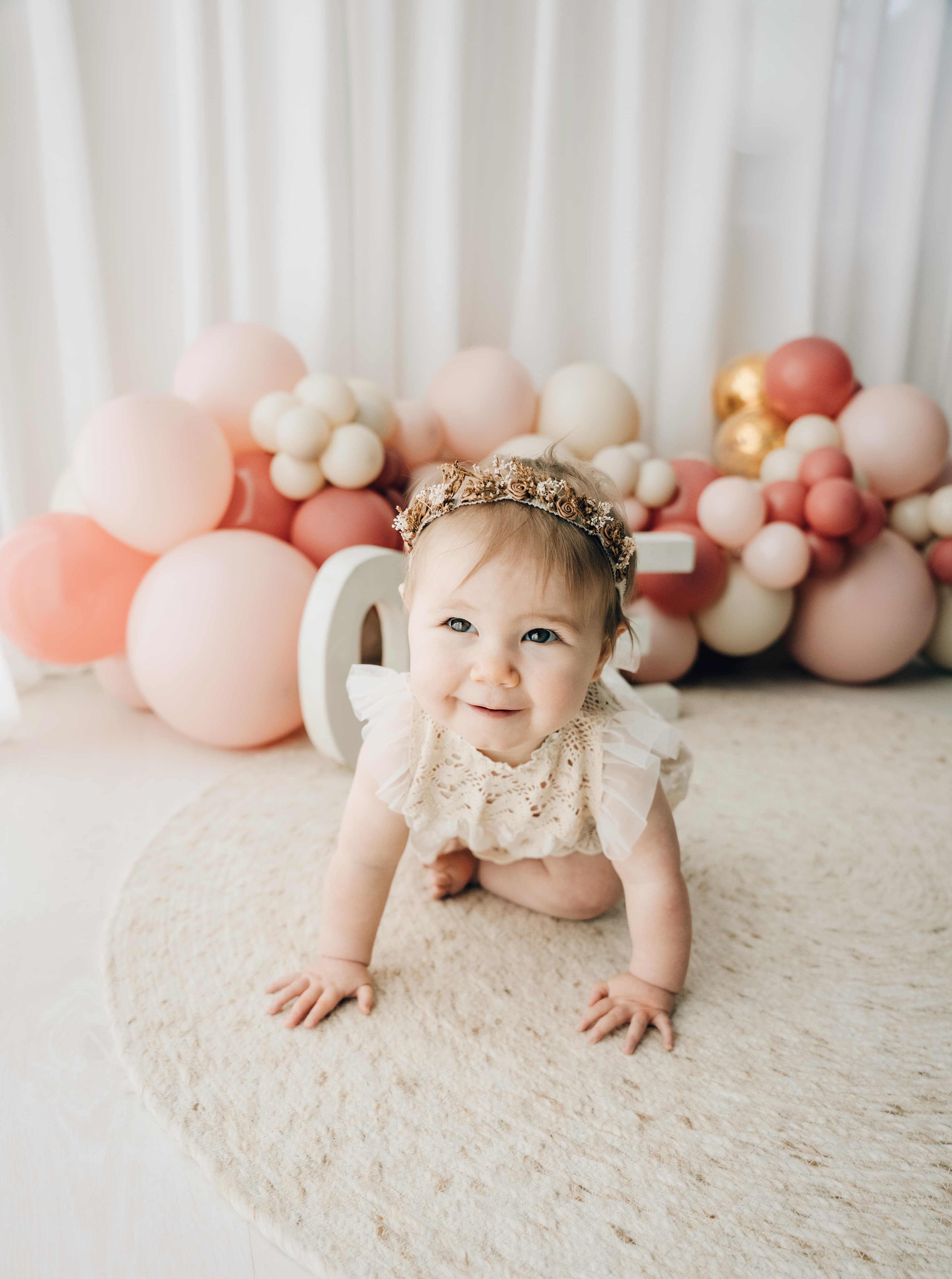 Sitter Session photography by Tina Hevingham — image 10