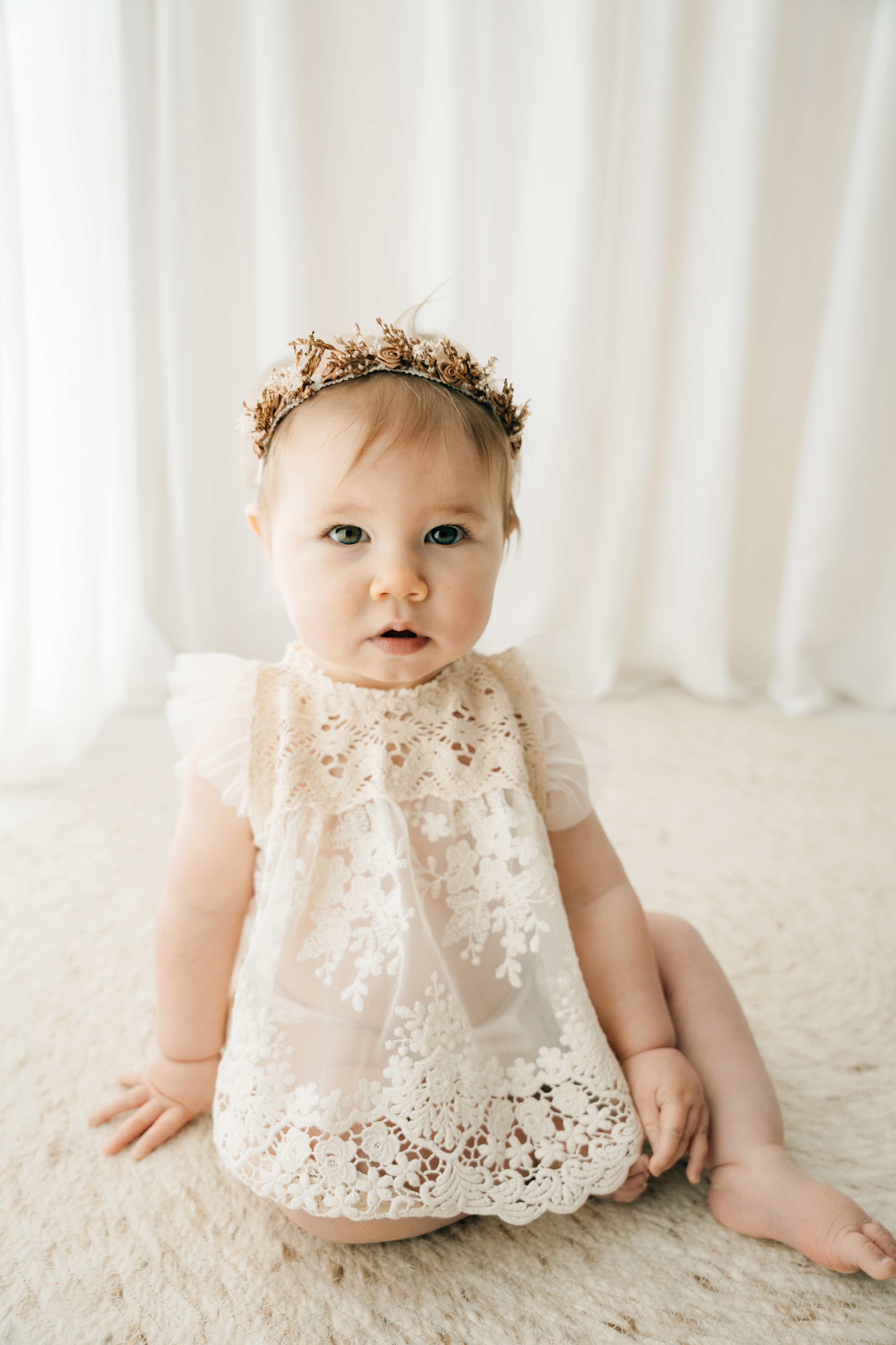 Sitter Session photography by Tina Hevingham — image 16